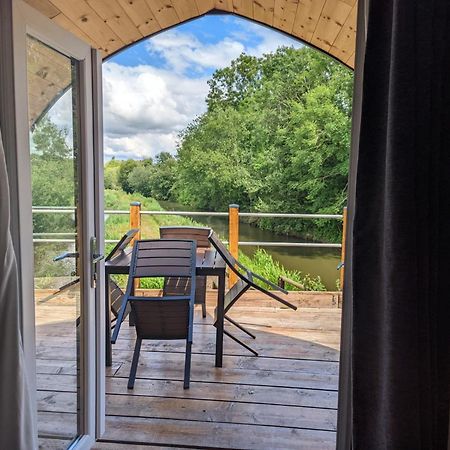 Peacock Lake Glamping نوتينغهام الغرفة الصورة