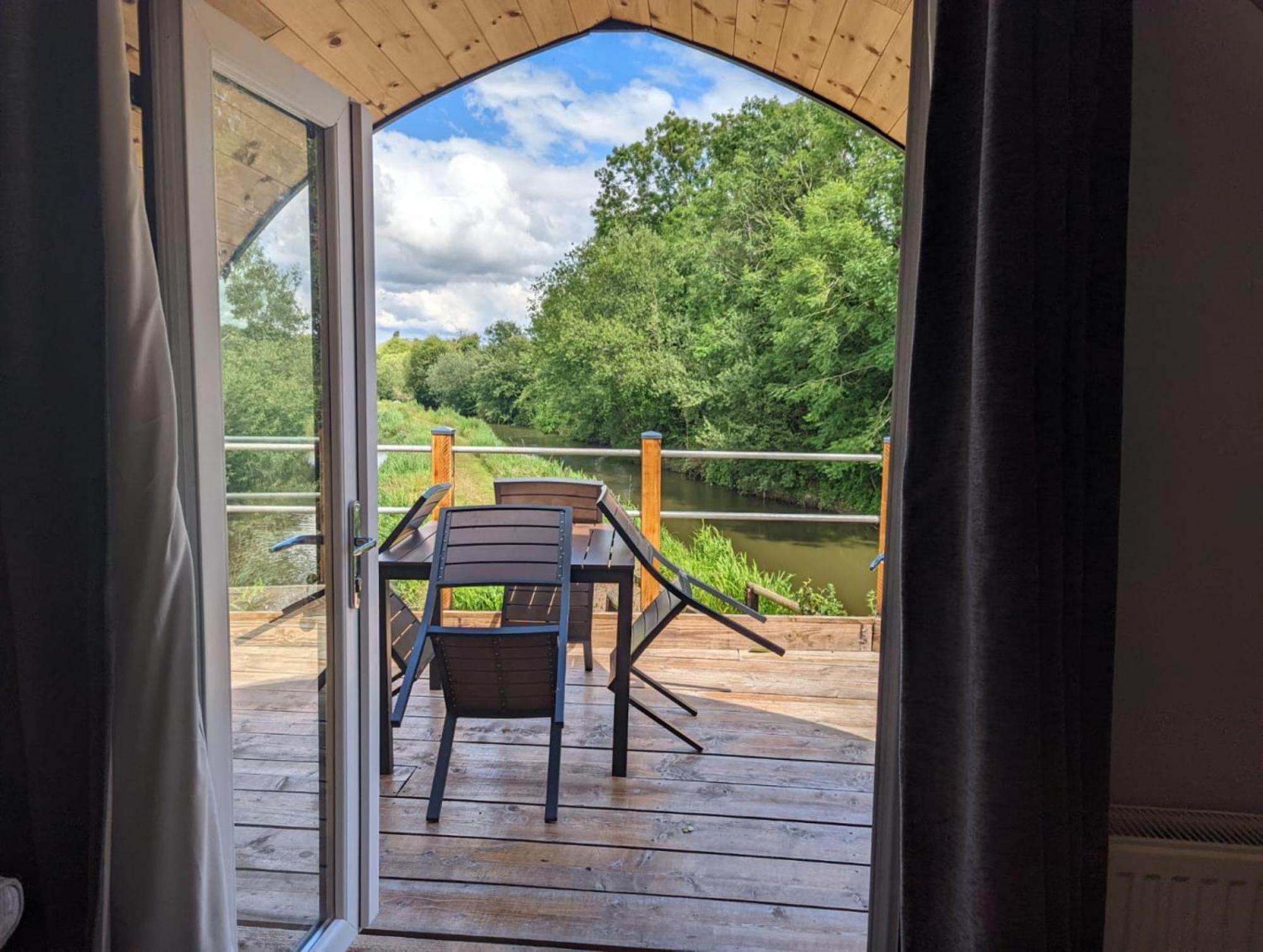 Peacock Lake Glamping نوتينغهام الغرفة الصورة